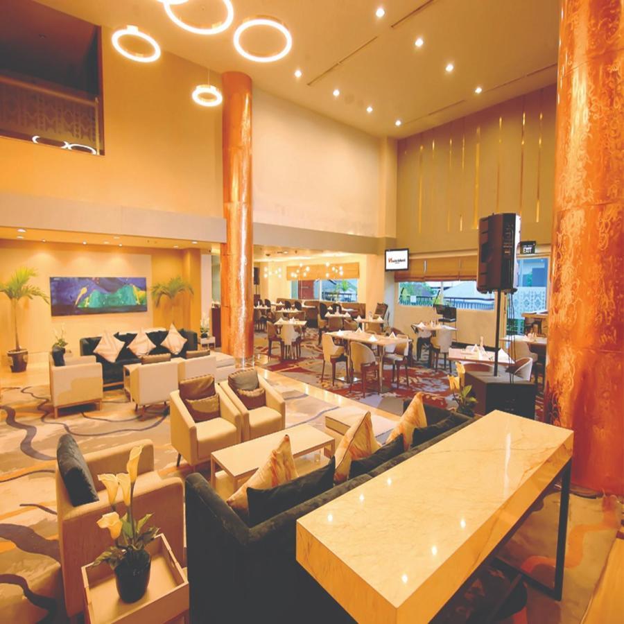 Swiss-Belhotel Амбон Экстерьер фото