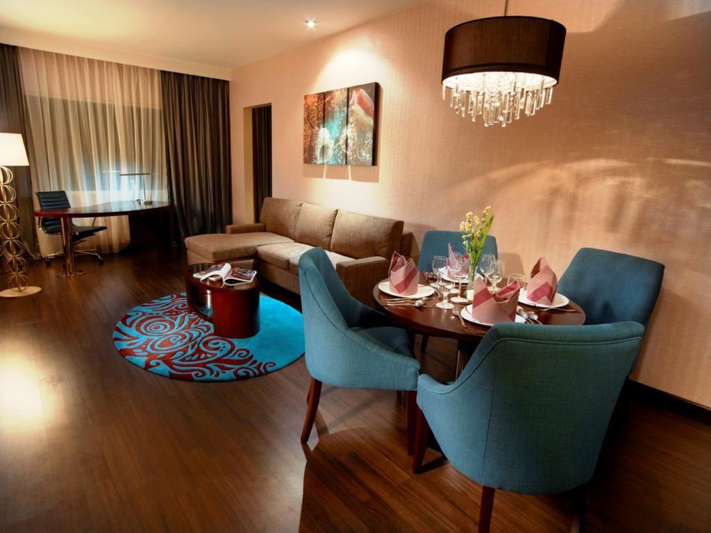Swiss-Belhotel Амбон Экстерьер фото
